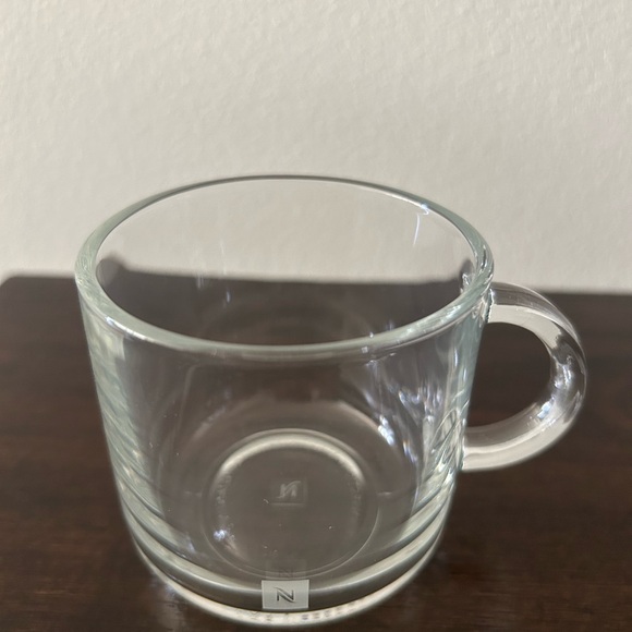 2x Nespresso Vertuo Lungo Cup & Saucer - Picture 4 of 5